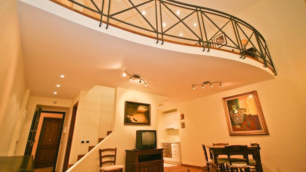 Apartment In Trastevere